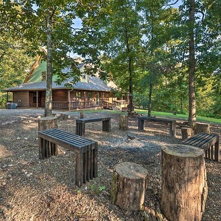 Broken Bow Retreat On 2 Acres With Hot Tub And Deck! Villa Ngoại thất bức ảnh