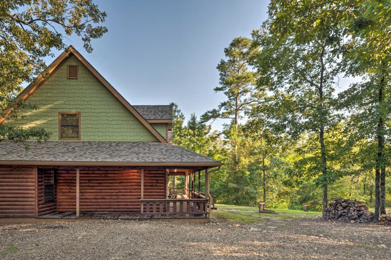 Broken Bow Retreat On 2 Acres With Hot Tub And Deck! Villa Ngoại thất bức ảnh